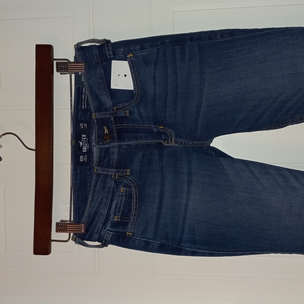NWT Hollister Low Rise Super Skinny Stretch Blue Jeans 00R